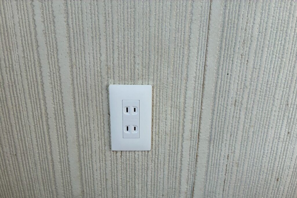 仙台市青葉区で新しいコンセントへ交換した施工後の様子