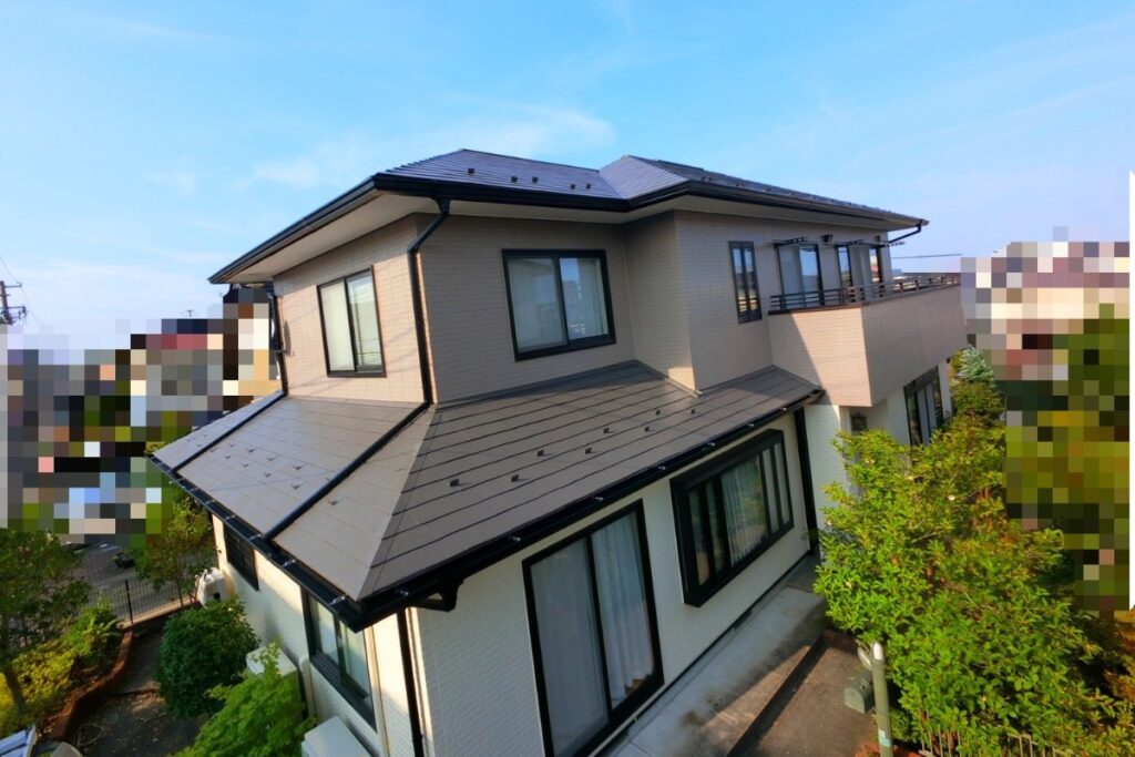 仙台市泉区の外壁塗装完了。ツートンカラーで仕上げた住宅外観